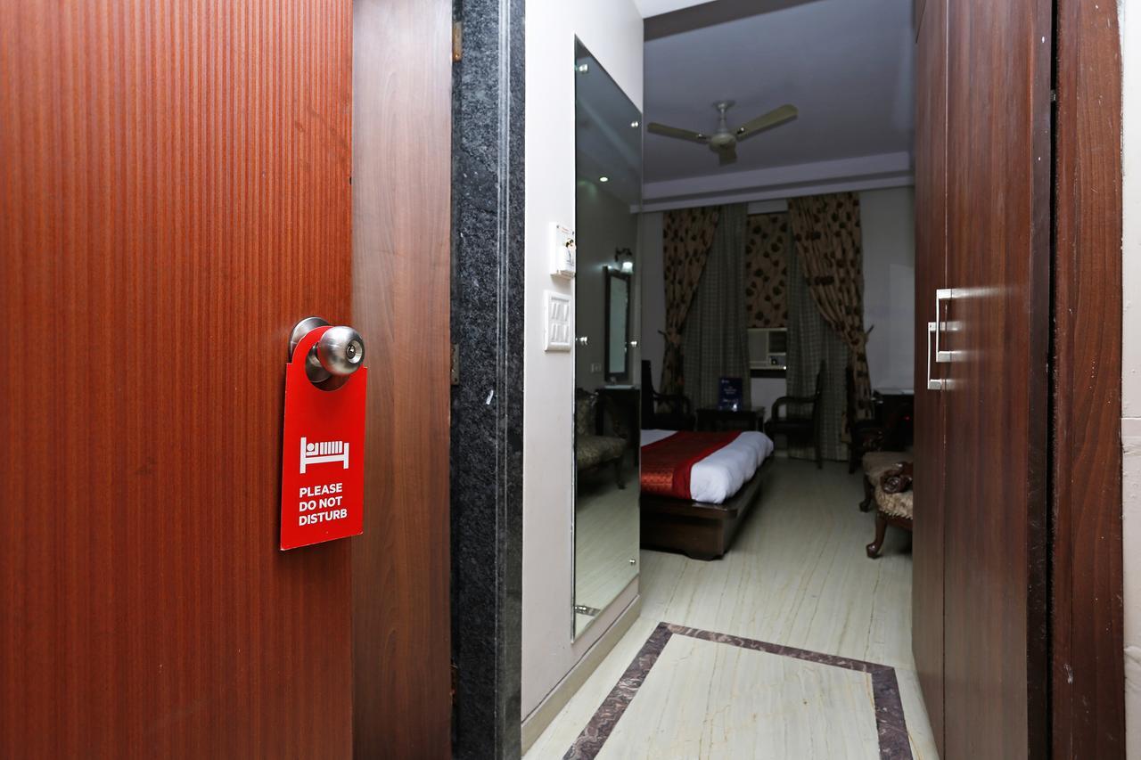 Oyo 5401 Hotel Mid Town ニューデリー エクステリア 写真
