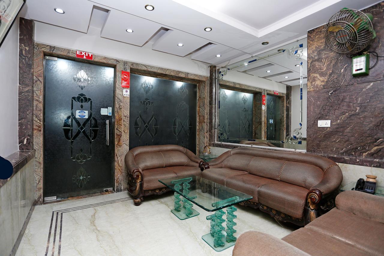 Oyo 5401 Hotel Mid Town ニューデリー エクステリア 写真
